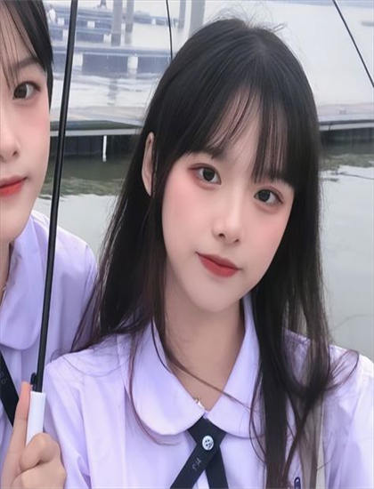 鉴宝视频-羽月希被同事榨乳电影